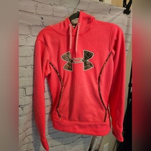 Under Armour hot pink Hoodia